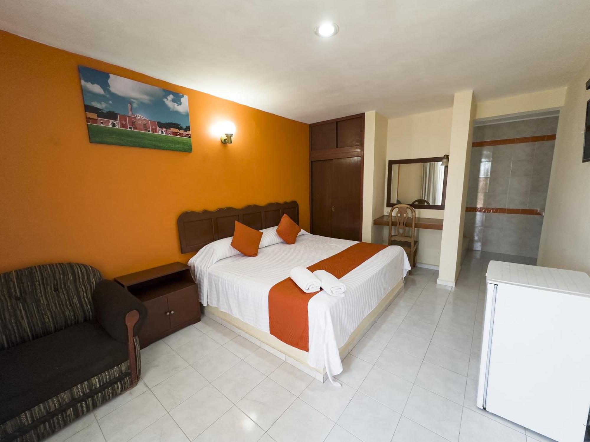 Hotel Uxulkah Campeche Exterior photo