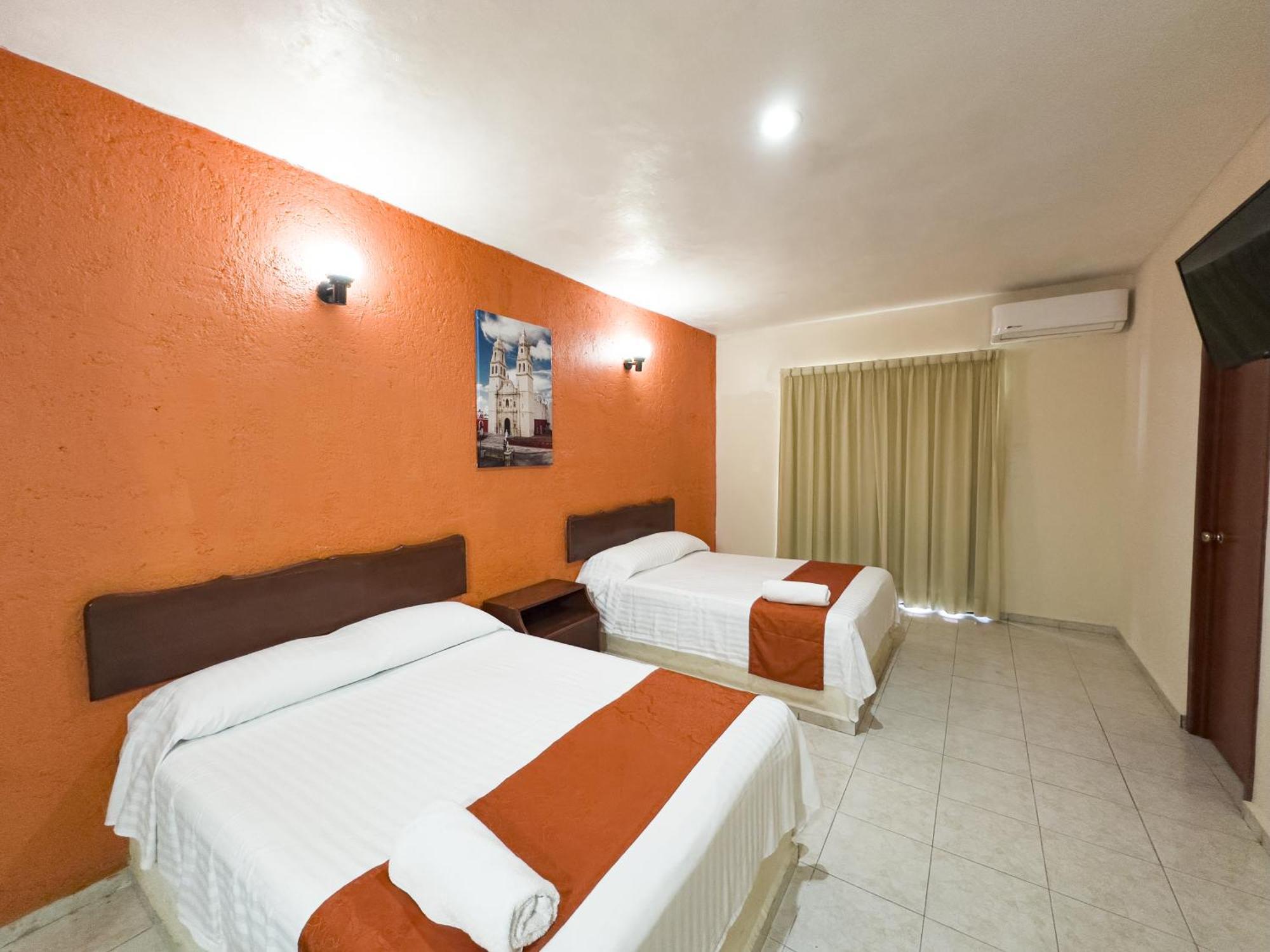 Hotel Uxulkah Campeche Exterior photo